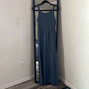 Old Navy maxi dress size M